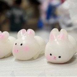 Squishy Colour Changing Rabbit 1050 SC SFXX